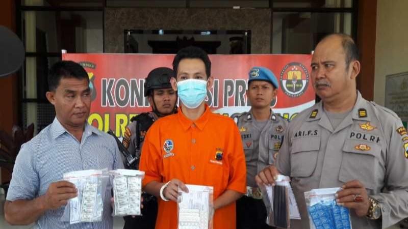 Ratusan Butir Obat Terlarang Milik Pengedar di Temanggung Disita Polisi