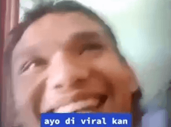 Viral, Pemuda Maki Jokowi dengan Begitu Bahagia