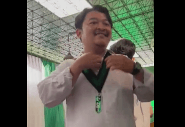 Viral Pengurus Baru HMI Bandung Pakai Kalung Salib