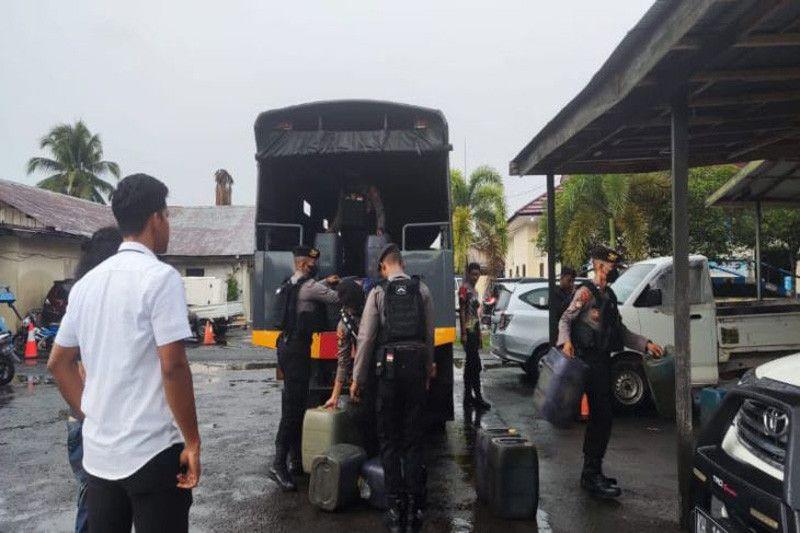 Timbun Ratusan Liter BBM Subsidi, Warga Palangka Raya Ditangkap Polisi