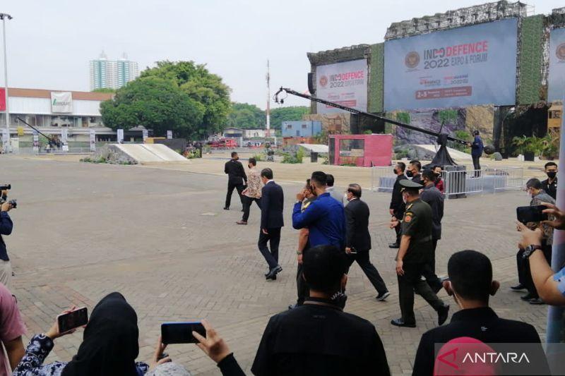 Jokowi Tiba di JIExpo Hadiri Pameran Pertahanan Indo Defence 2022