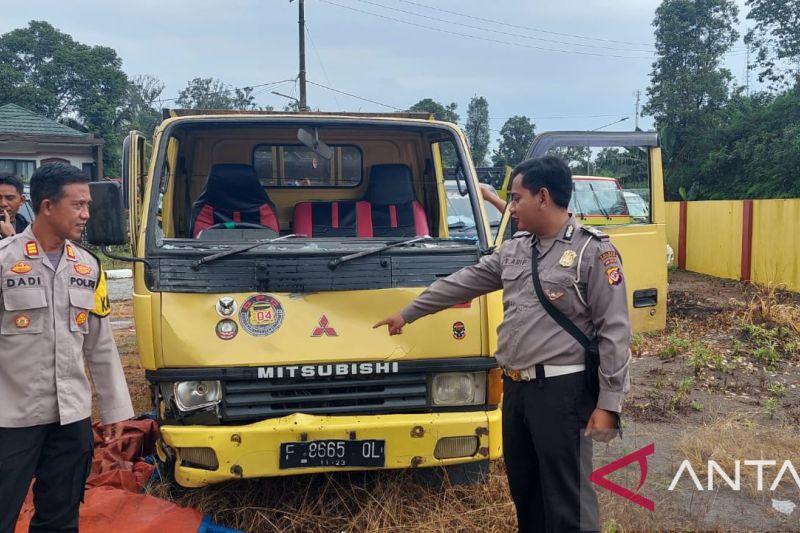 Pejalan Kaki di Sukabumi Tewas Diseruduk Truk Gegara Sopir Tidak Konsentrasi