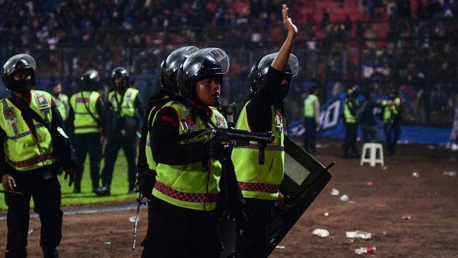 Kapolres Malang Dicopot, DPR: Polisi yang Terlibat Tragedi Kanjuruhan Mundur Saja