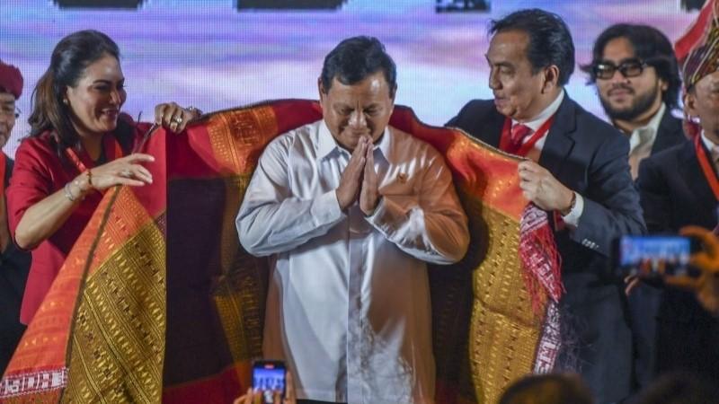Effendi Simbolon Tiba di DPP PDIP, Klarifikasi 'Prabowo Nakhodai RI'