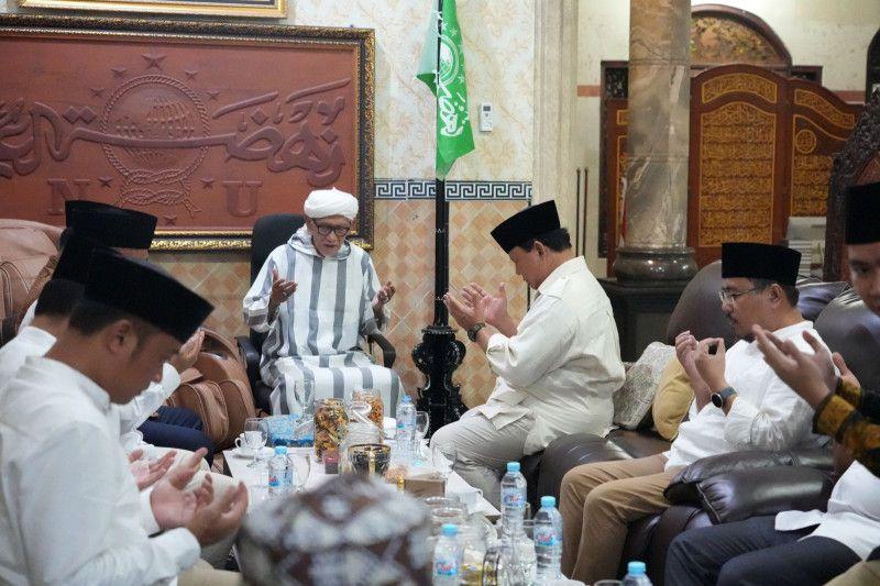 Prabowo Sowan ke Kediaman Rais Aam PBNU di Surabaya, Obrolin Apa Ya?