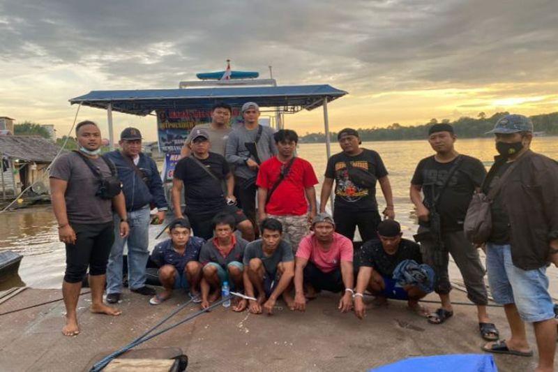 Polisi Tangkap Lima Preman yang Palak Korban di DAS Barito Kalteng