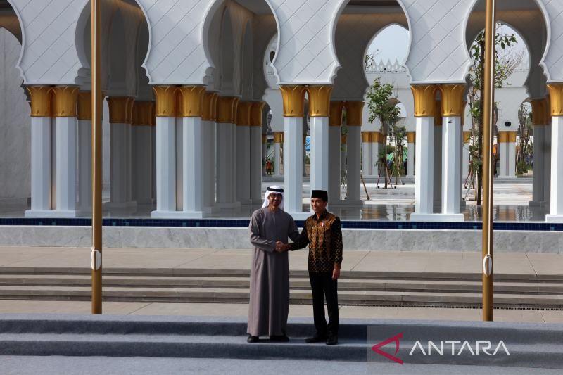 Cerita Ganjar Soal Presiden Resmikan Masjid Raya Sheikh Zayed di Solo