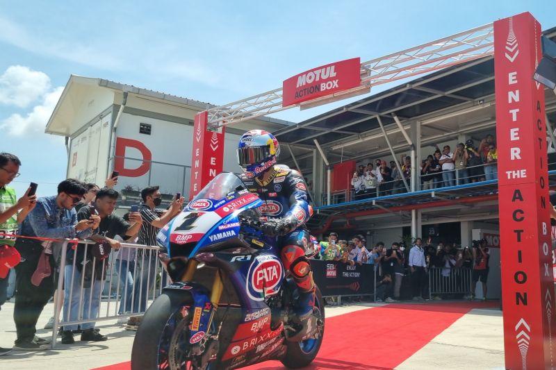 Super Cepat! Toprak Menangkan Superpole Race WSBK di Mandalika