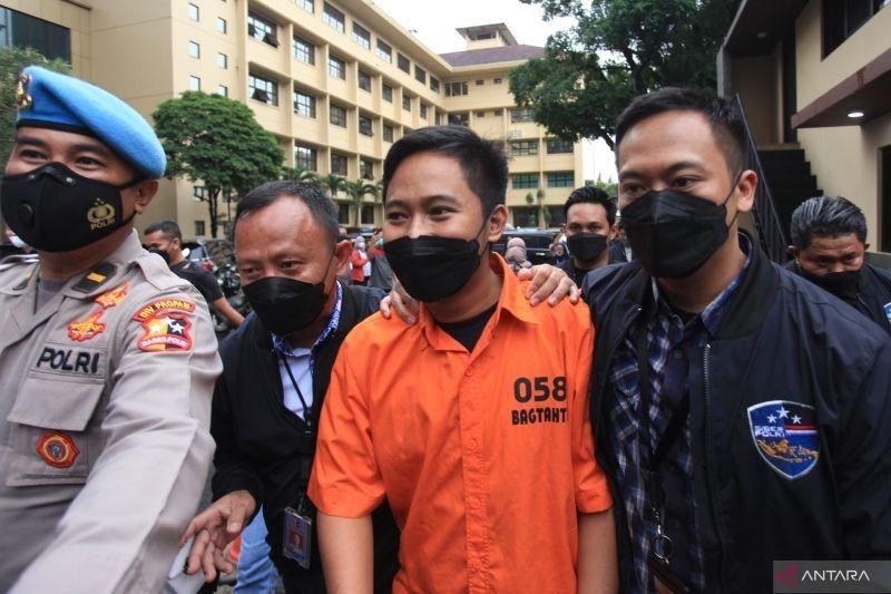 Belasan Jaksa Siap Jebloskan Doni Salmanan ke Penjara