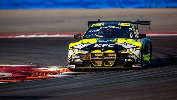 Rossi Finish di Urutan Ketiga Balap 24H Dubai Bersama Cucu Pendiri KFC Indonesia