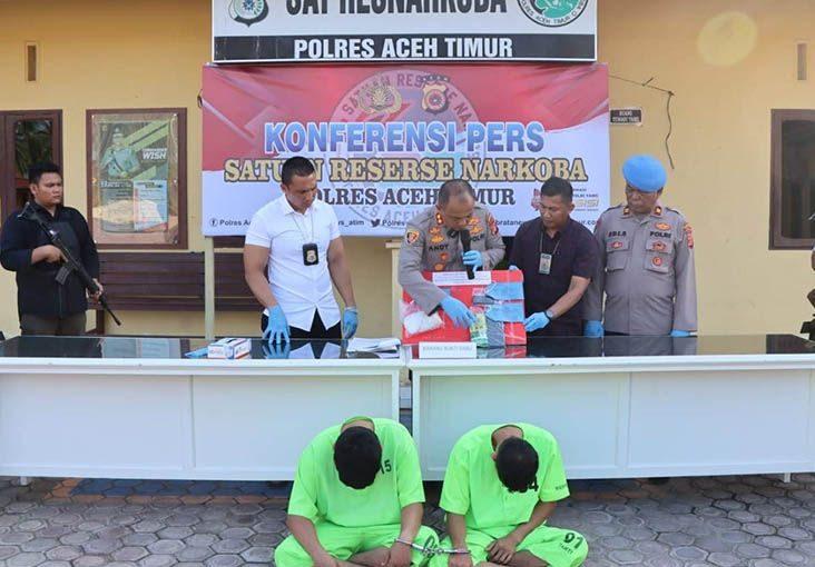 Gak Ada Takut-takutnya, Dua Pria di Aceh Edarkan Sabu di Halaman Masjid!