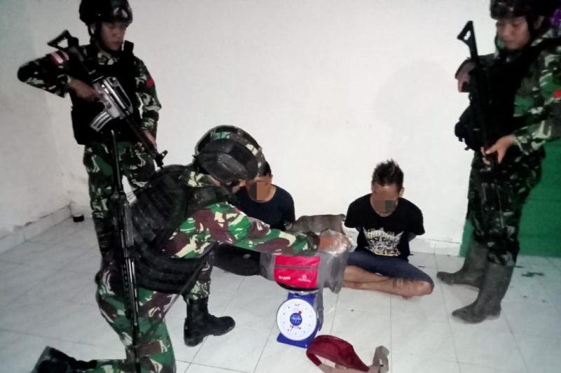 Pamtas Yonif 645 Gagalkan Penyelundupan 7,1 kg Sabu asal Malaysia di Jagoi Babang Kalbar