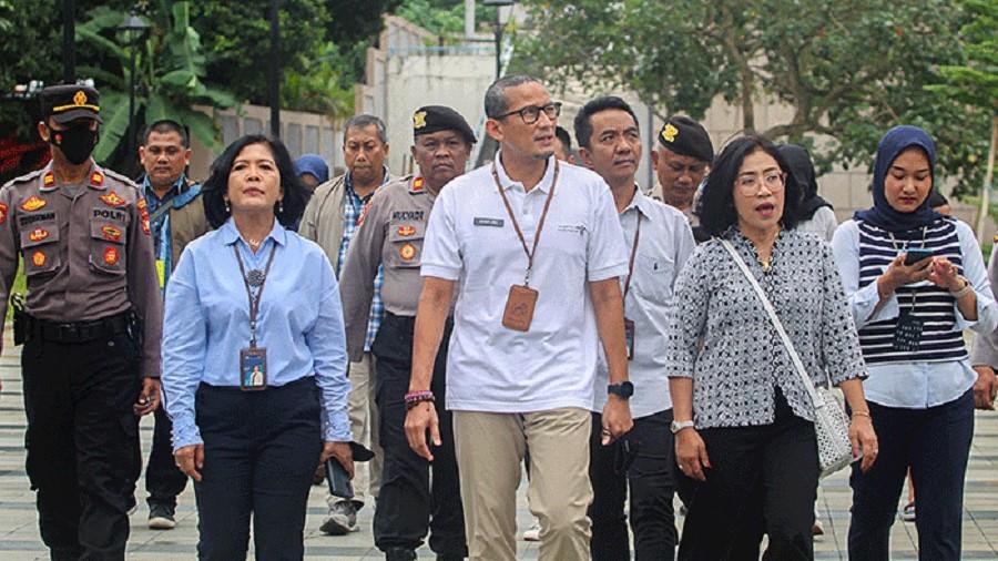 Wow! 60 Ribu Wisatawan Bakal Rayakan Malam Tahun Baru di TMII