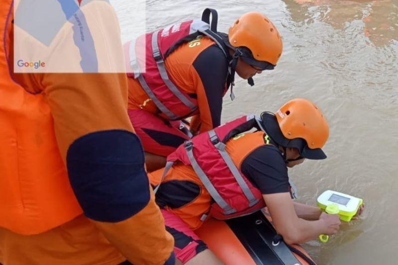 Tim SAR Lanjutkan Pencarian Bocah yang Terseret Arus Sungai Siak di Pekanbaru