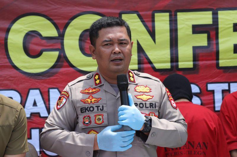 Polres Cilegon Ungkap Kasus Kekerasan Sopir Taksi Online yang Diikat di Atas Pohon