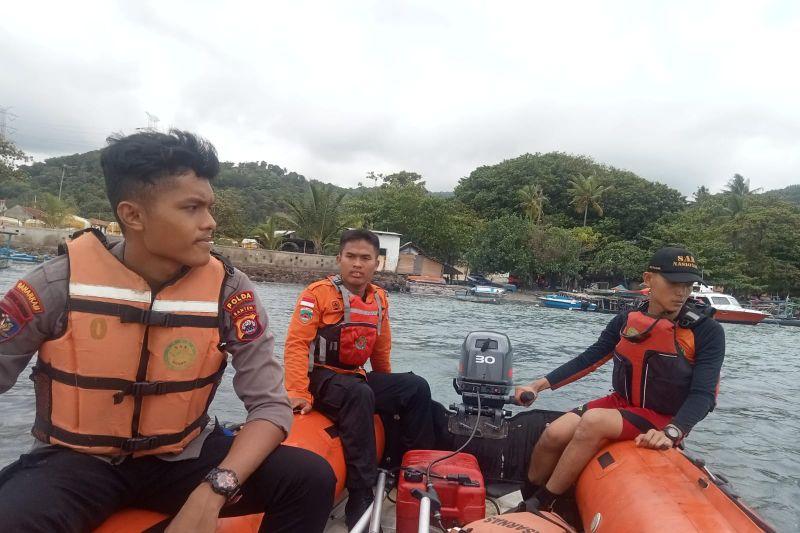 Wisatawan Terseret Ombak di Pantai Ciantir Lebak Kembali Dicari