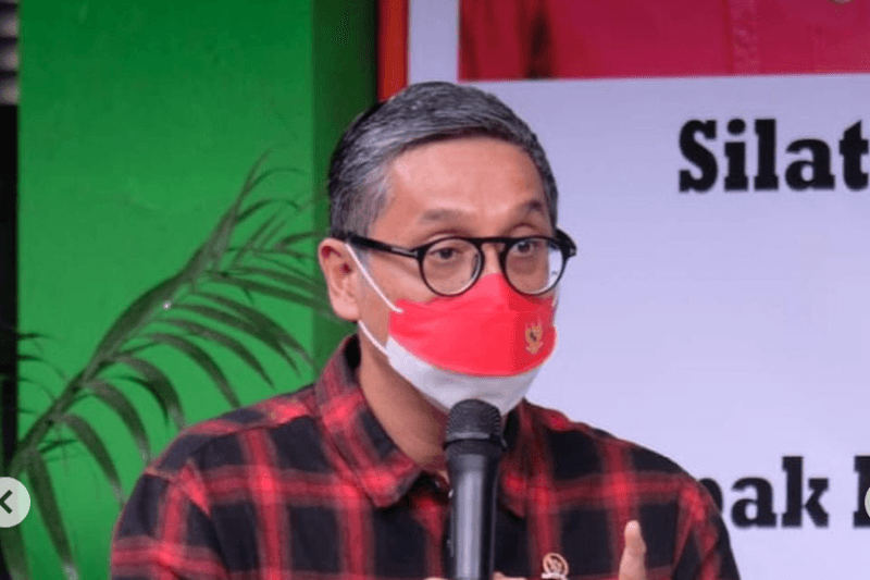 Putra Nababan Minta Kemendikbudristek Evaluasi Jalur Masuk Mandiri di PTN