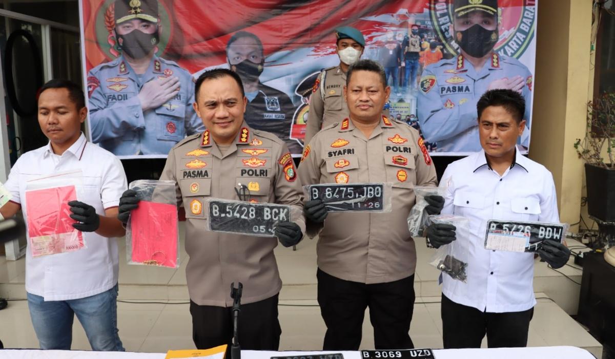 Polres Jakbar Tangkap Lima Pelaku Pencurian Motor, Salah Satunya Seorang Wanita