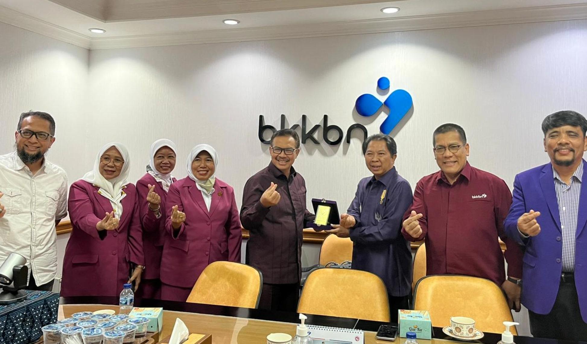 Hasto Wardoyo Ajak Perhimpunan Dokter Hewan Bantu Cukupi Kebutuhan Protein Hewani untuk Turunkan Stunting