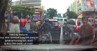 Viral! Pria Ini Diduga Baret Mobil saat Pengemudi Tolak Jasa Bersihkan Kaca