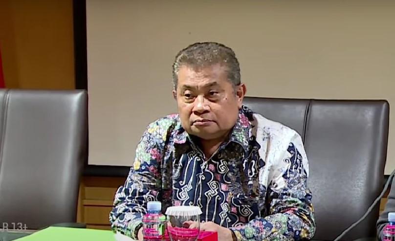 Kemarin KPK OTT ke Semarang, Hakim MA Duduk Manis Di Rumah