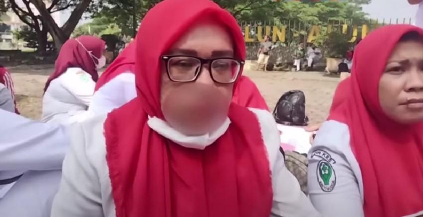 Kasihan, Ratusan Nakes Rela Jahit Mulut Tuntut Insentif Rp300 Ribu per Bulan