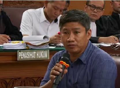 Afung Tunjukkan Perbandingan DVR CCTV Lama dengan yang Diganti Diam-diam