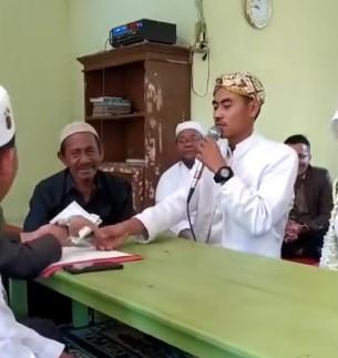 Terlalu 'Nafsu' Nikah, Jam Tangan Penghulu Jadi Sasaran saat Ijab Kabul