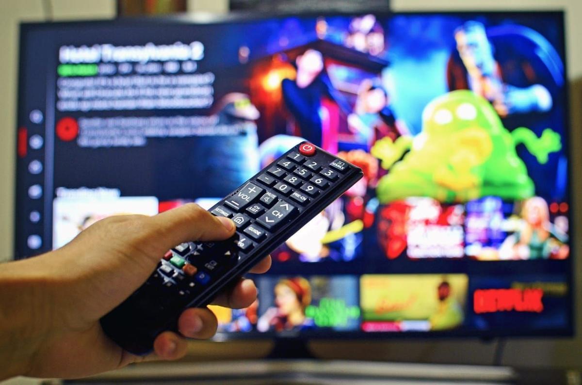 DPR Ingatkan Suntik Mati TV Analog Lawan Putusan MK