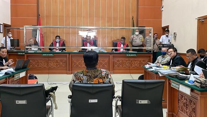 Saksi Ahli Beberkan 'Undercover Buy' Sabu Teddy Minahasa