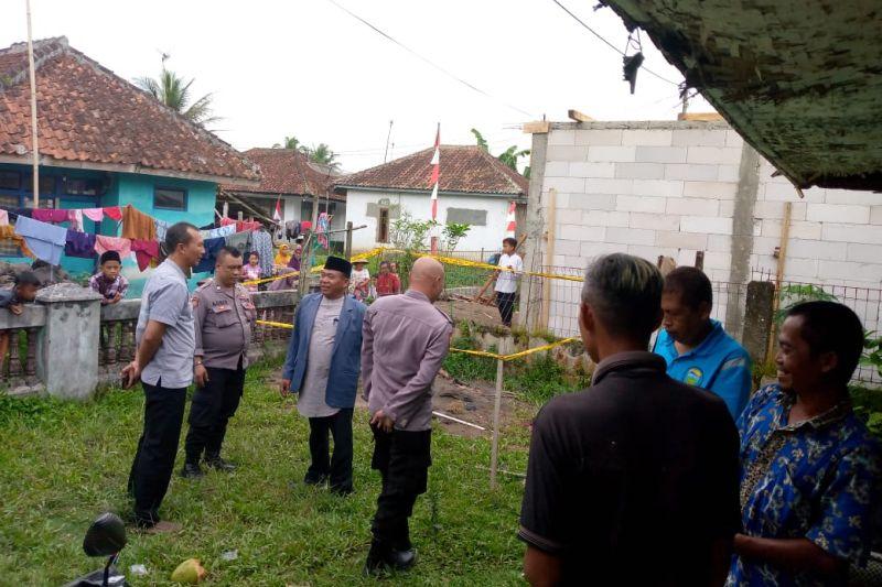 Geger! Warga Tasikmalaya Temukan Sumber Gas saat Gali Sumur Bor
