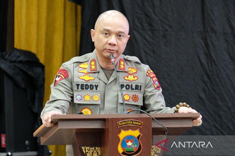 'Wanita' Teddy Minahasa dalam Pusaran Kasus Narkoba