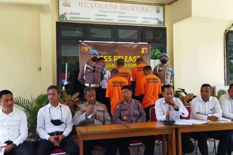 Polres Manggarai Barat Tetapkan Dua Tersangka Kasus Tipikor Dermaga Gua Rangko, 16 Amplop Diamankan