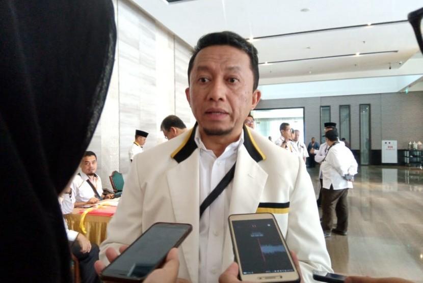 PKS: Dua Periode Cukup, Kasih Kesempatan yang Muda