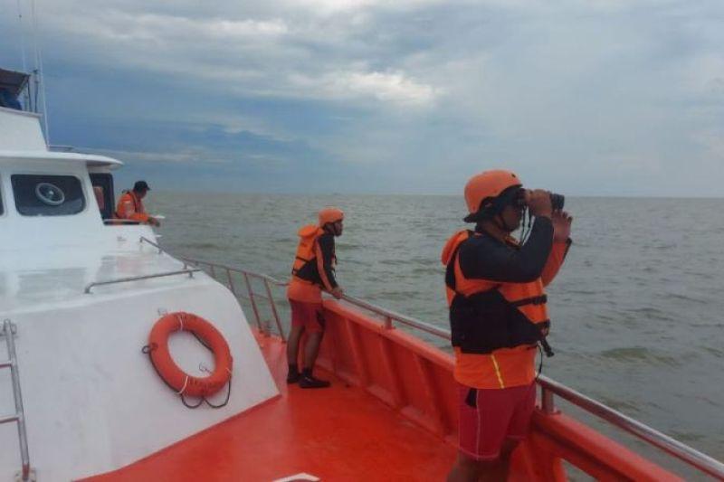 Tim SAR Cari Warga Malaysia Tenggelam di Perairan Pulau Undan Selat Malaka