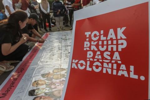 Draf Masih DItutup Rapat, YLBHI Tolak RKUHP Disahkan