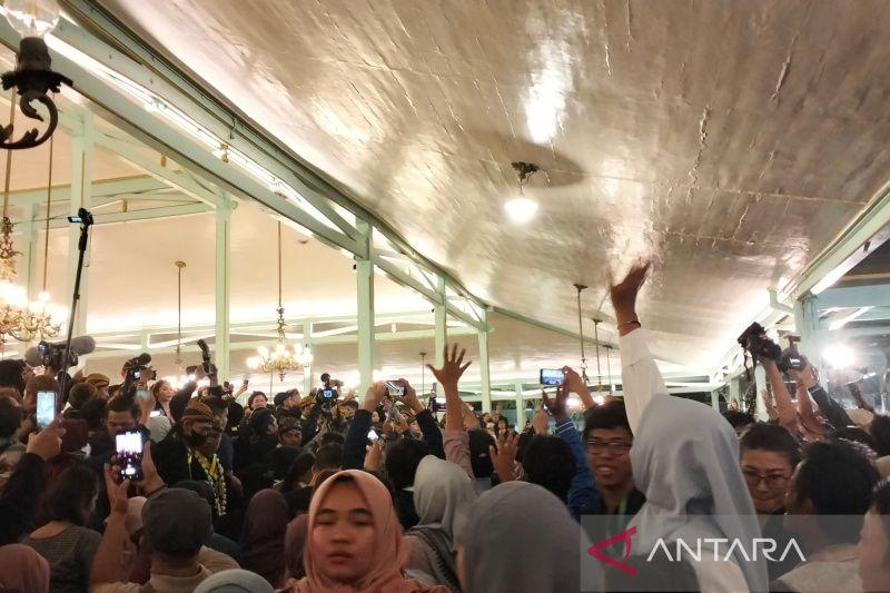 Ganjar Sebut Ritual Malam 1 Suro Perkawinan Budaya Jawa dan Kepercayaan