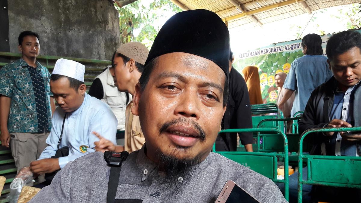 Innalillahi, Ustadz Aris Munandar Al Fatah Wafat