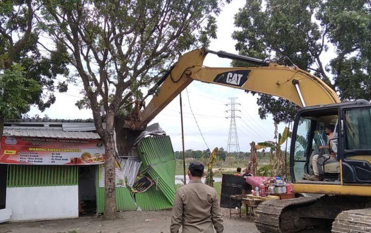 Puluhan Warung Remang-remang di Kudus Rata Digusur Satpol PP