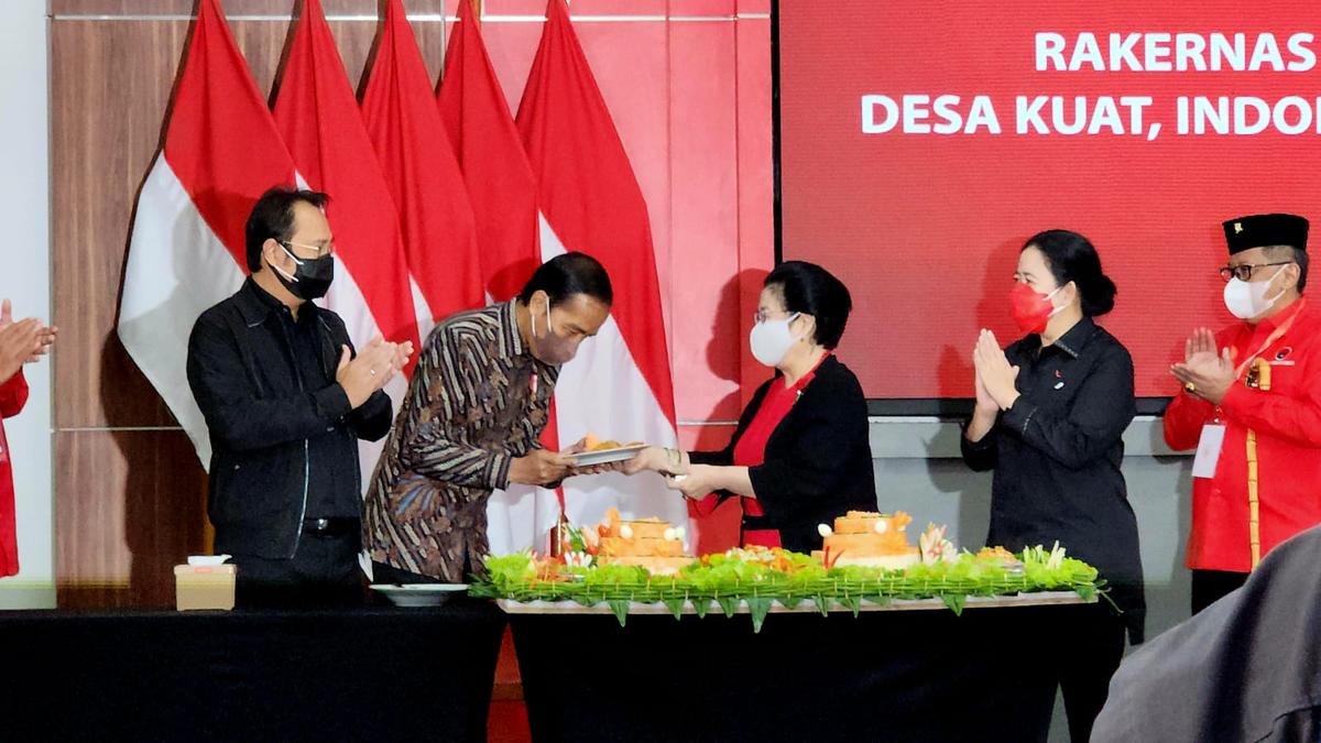 Harapan Megawati yang masih Terganjal, Amendemen UUD 1945 MPR Lembaga Tertinggi