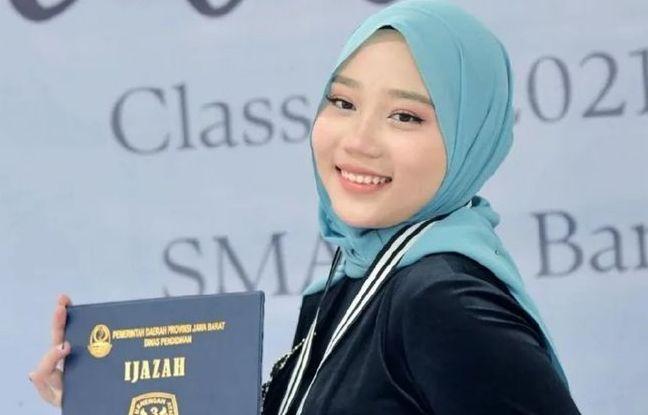 Instagram Adik Mendiang Eril, Zara Diretas