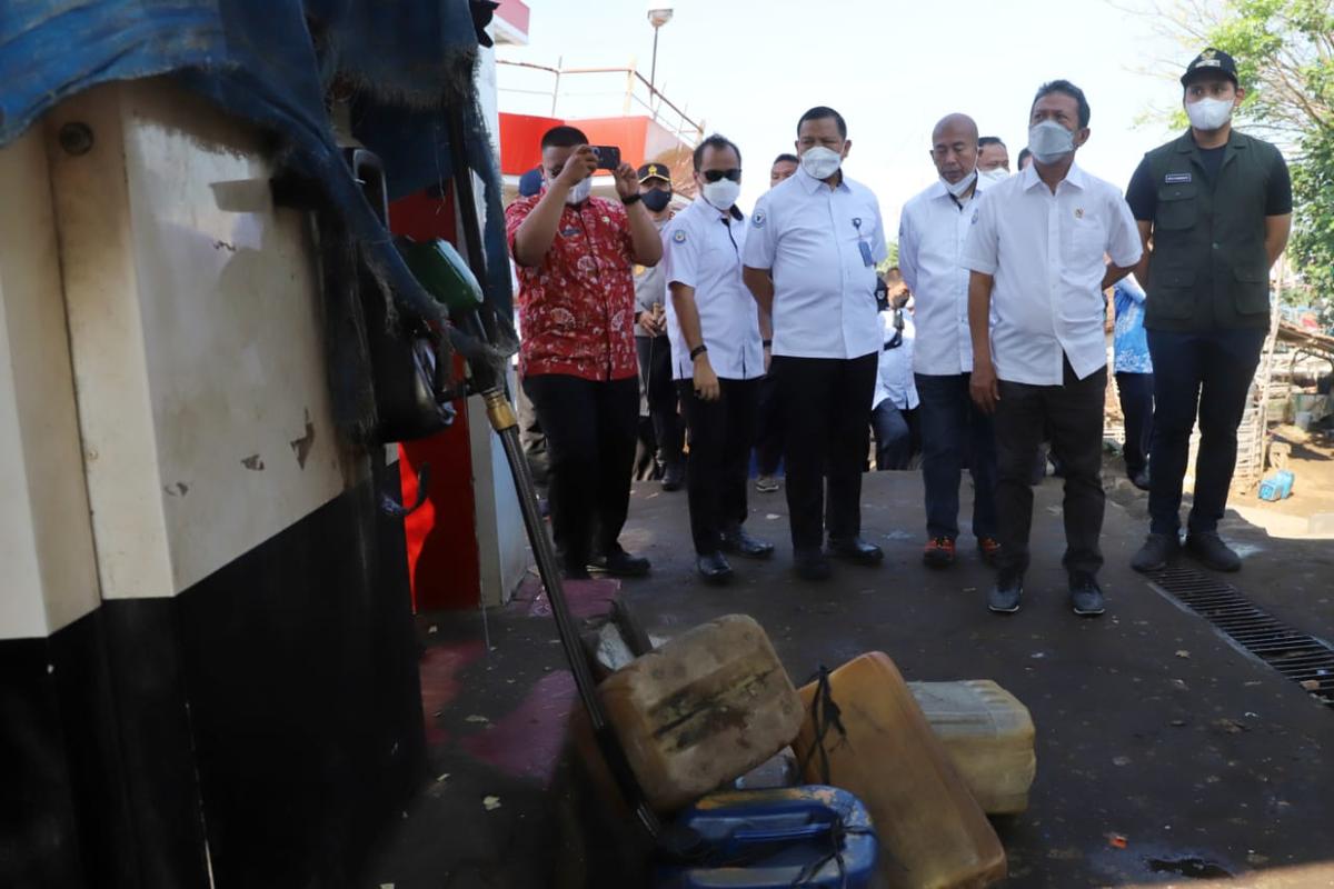 Menteri Trenggono Minta Stok BBM untuk Nelayan Terjamin Aman
