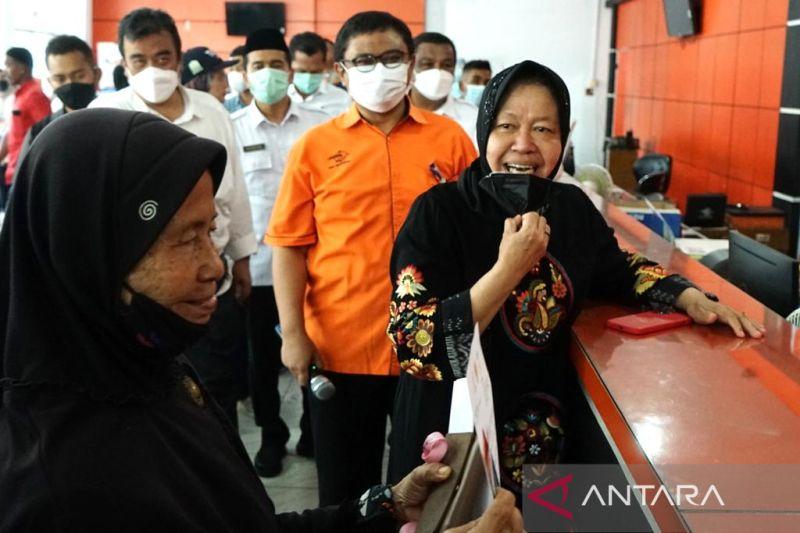 Mensos Risma soal BLT BBM: Bukan untuk Rokok