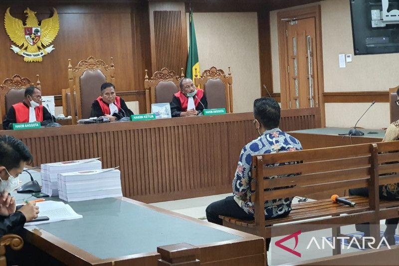 Eks Dirjen Kemendagri Dituntut 8 Tahun Penjara terkait Kasus Suap Dana PEN