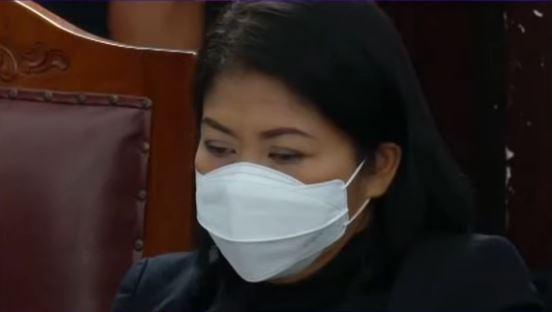 Putri Candrawathi Bengong saat Ibu Brigadir J Berikan Kesaksian