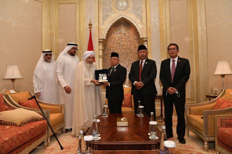 Presiden Jokowi Terima Anugerah Perdamaian dari Abu Dhabi
