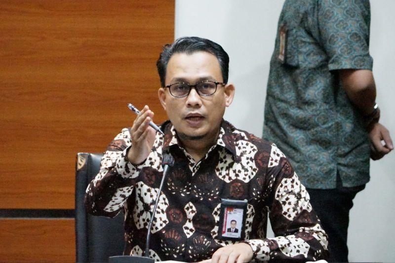 KPK Setor Rp1,5 Miliar dari Eks Bupati PPU Abdul Ghafur ke Kas Negara