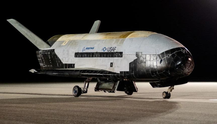 Pesawat Militer Angkasa AS Melaju dengan Kecepatan Sonic Dikira Alien oleh Warga