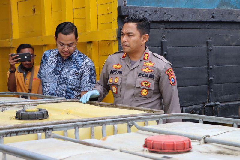 4 Pelaku Penimbun BBM Bersubsidi di Probolinggo Dibekuk Polisi