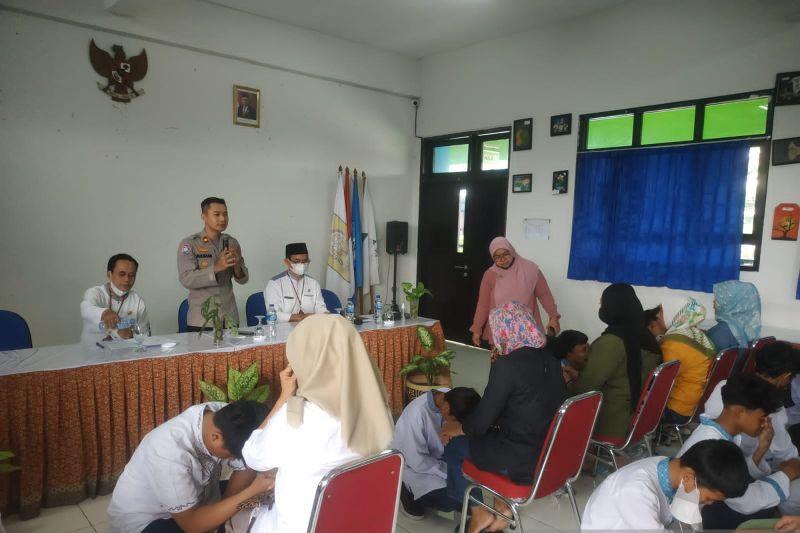 Polsek Pulogadung Tangkap 20 Pelajar SMA-SMK hendak Tawuran